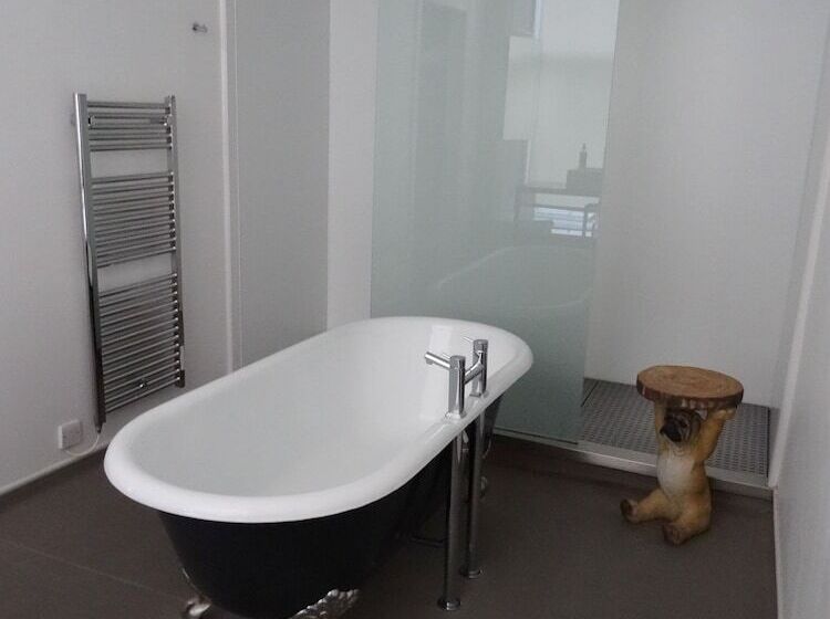 Carmelite Hotel; Bw Signature Collection