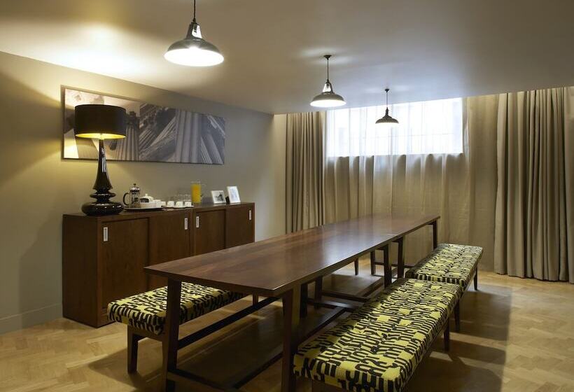 Citadines Trafalgar Square