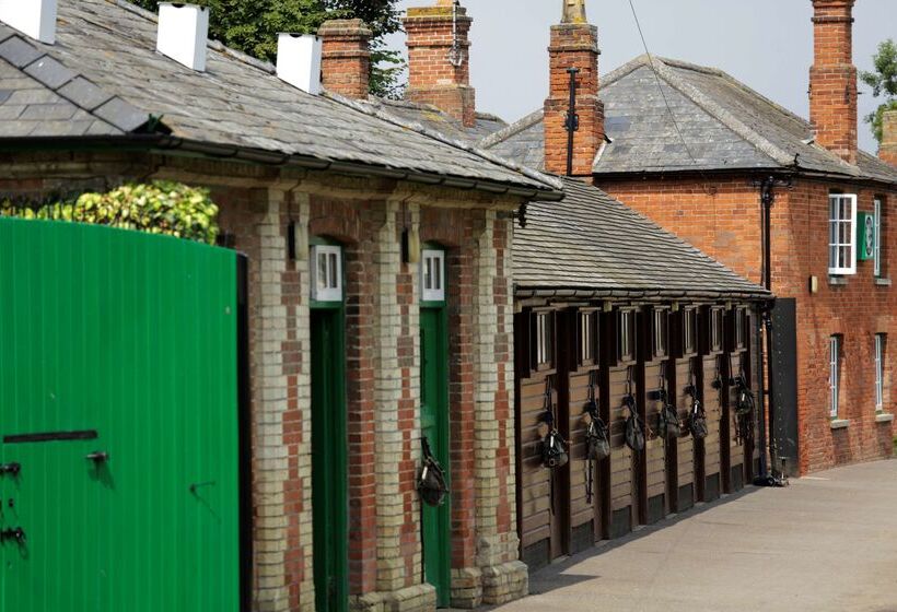 Отель Best Western Heath Court