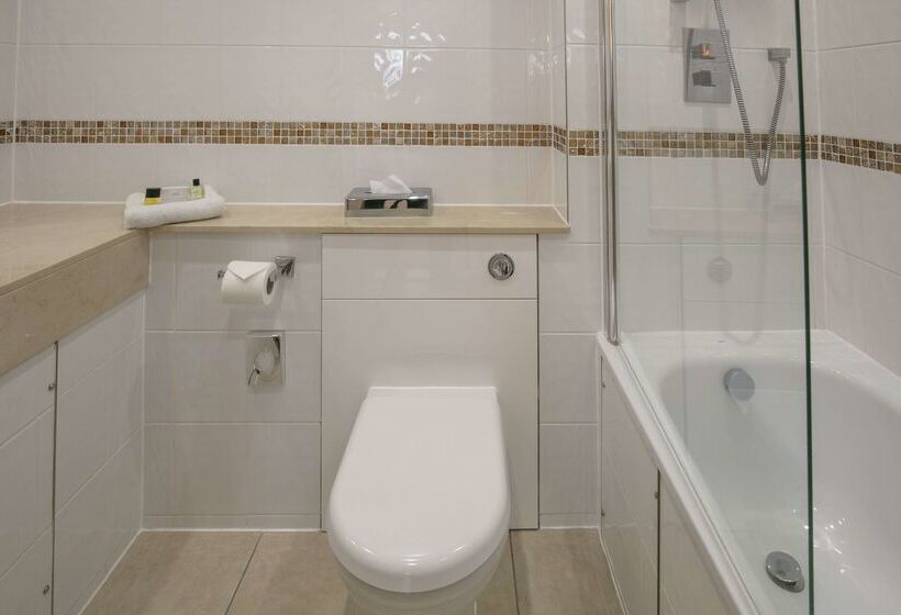 Отель Best Western Heath Court