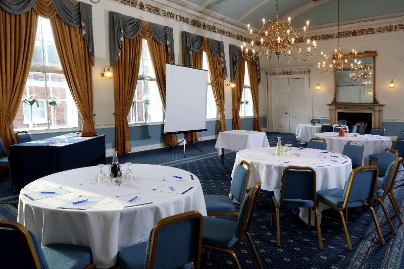 فندق Best Western Lichfield City Centre The George