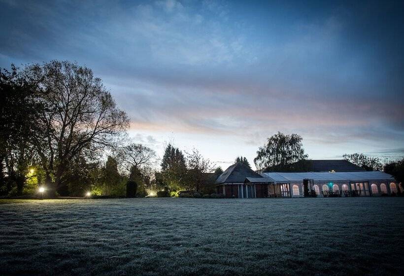 هتل Brook Marston Farm