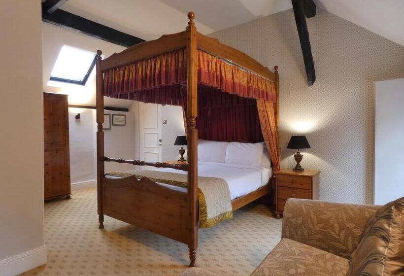 هتل Brook Marston Farm