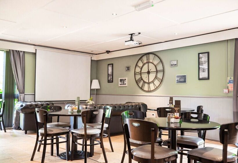 Campanile Hotel   Washington