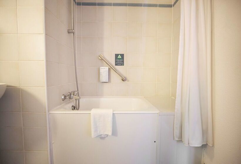 Campanile Hotel   Washington