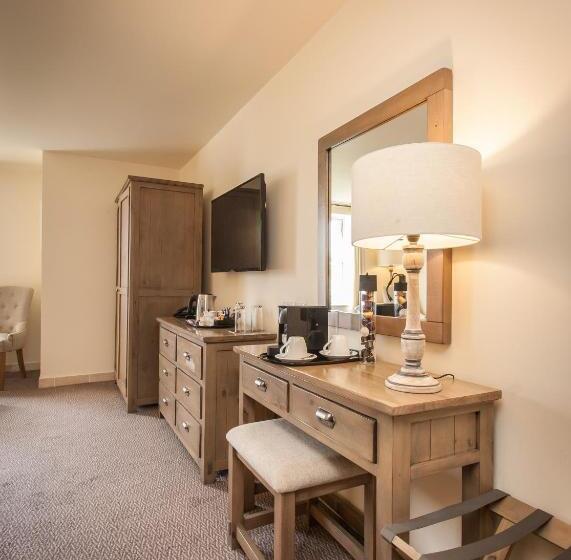 Comis Hotel & Golf Resort