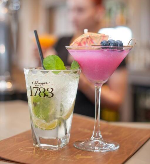 Comis Hotel & Golf Resort