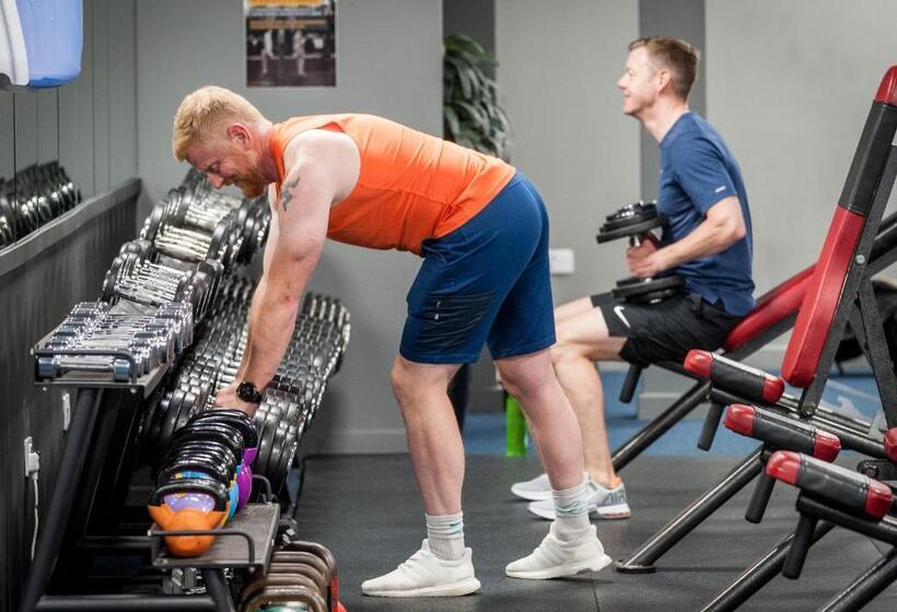 Comis Hotel & Golf Resort