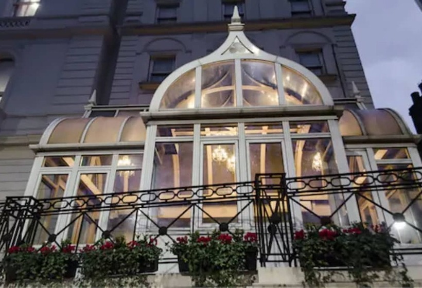 هتل Corus  Hyde Park