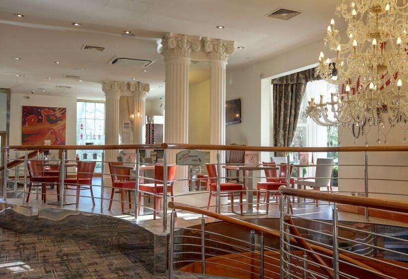 ホテル Corus  Hyde Park