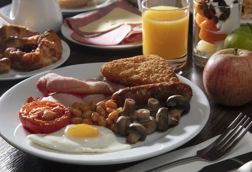 ホテル Corus  Hyde Park