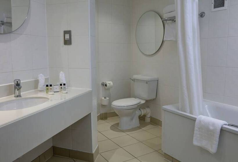 ホテル Corus  Hyde Park