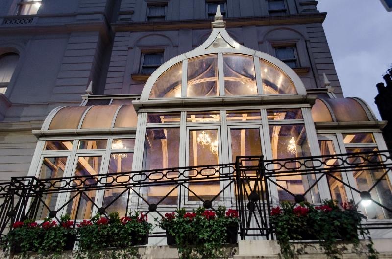 ホテル Corus  Hyde Park