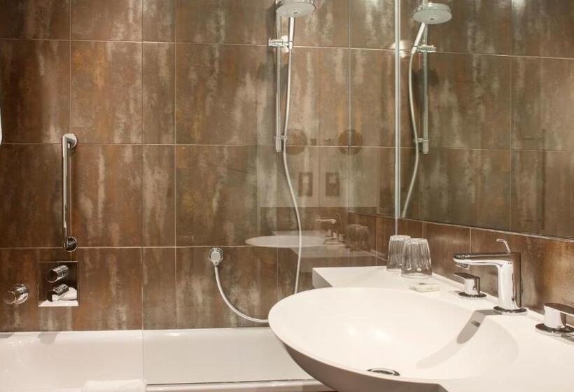 هتل Crowne Plaza London Kings Cross, An Ihg