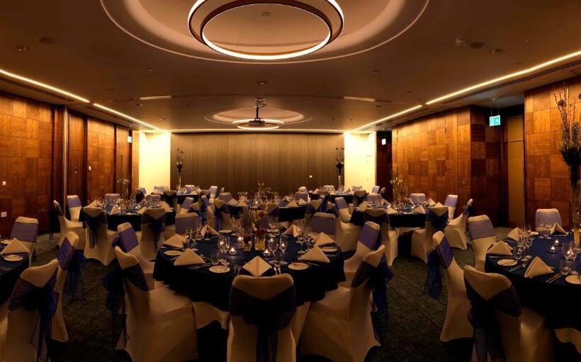 בית מלון כפרי Crowne Plaza London Kings Cross, An Ihg