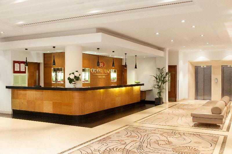 ホテル Crowne Plaza Reading