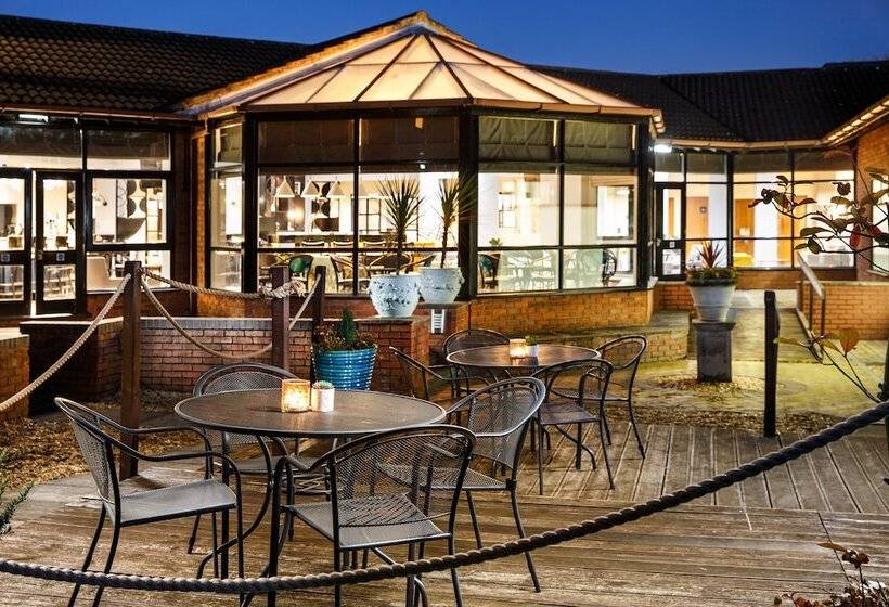 Delta Hotels By Marriott Milton Keynes