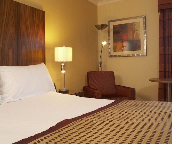 Delta Hotels By Marriott Milton Keynes