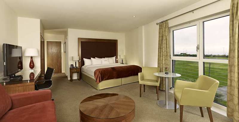 ホテル Doubletree By Hilton Aberdeen City Centre