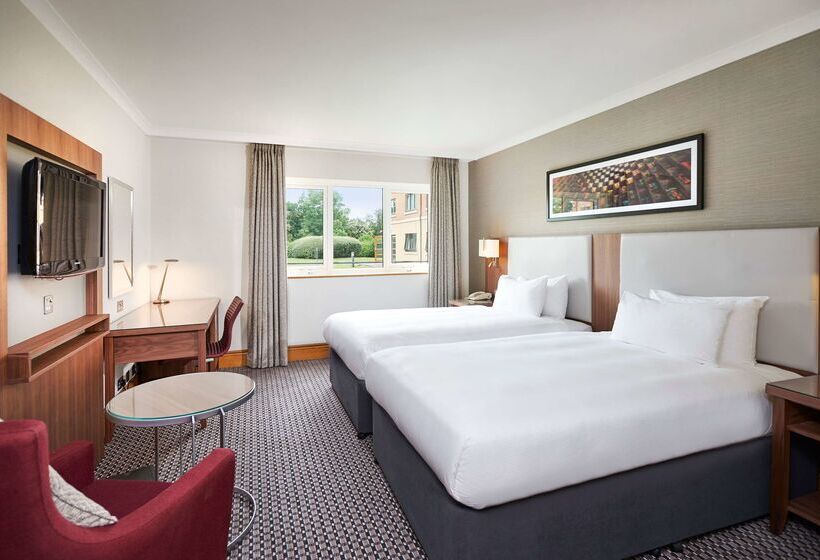 هتل Doubletree By Hilton Coventry