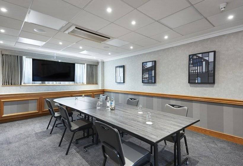 هتل Doubletree By Hilton Coventry