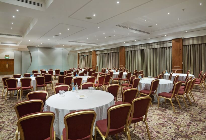 هتل Doubletree By Hilton Coventry