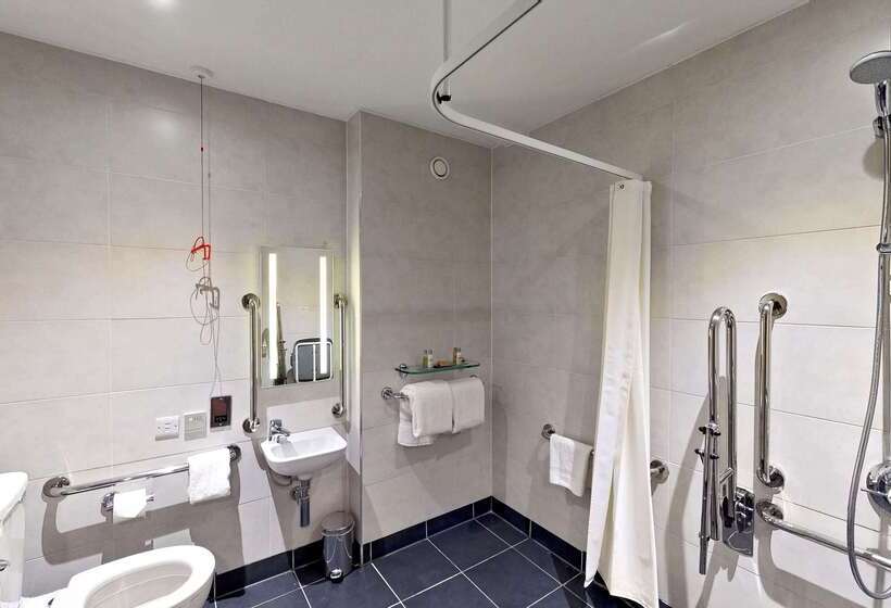 בית מלון כפרי Doubletree By Hilton London Angel Kings Cross