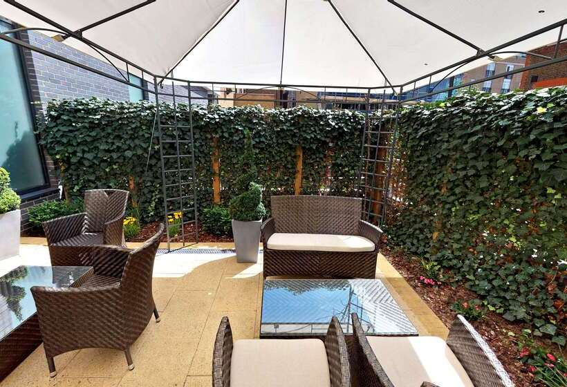 בית מלון כפרי Doubletree By Hilton London Angel Kings Cross