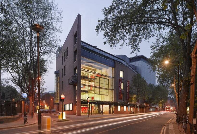 בית מלון כפרי Doubletree By Hilton London Angel Kings Cross