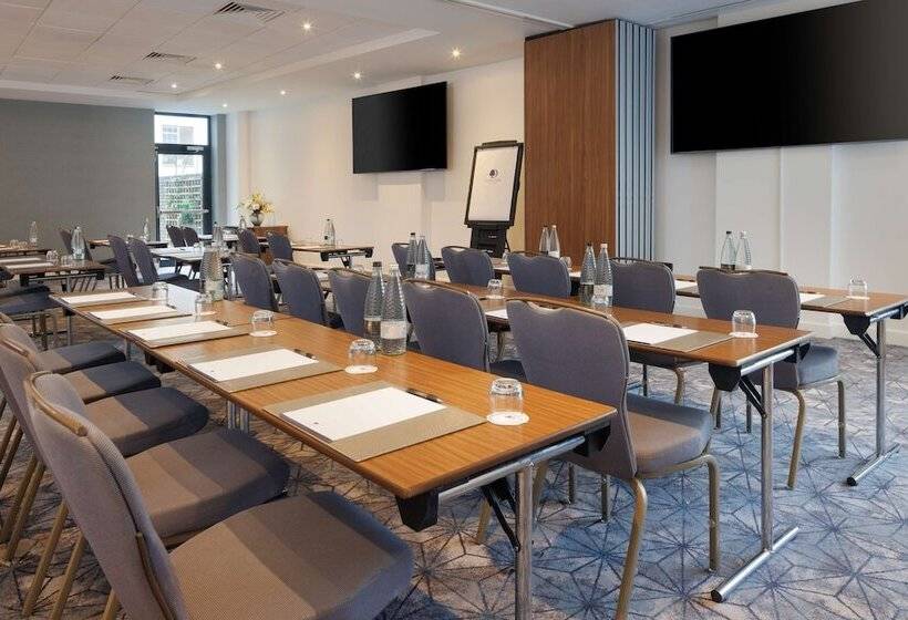 בית מלון כפרי Doubletree By Hilton London Angel Kings Cross