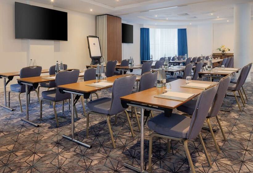 בית מלון כפרי Doubletree By Hilton London Angel Kings Cross