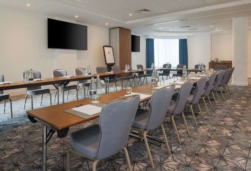 בית מלון כפרי Doubletree By Hilton London Angel Kings Cross