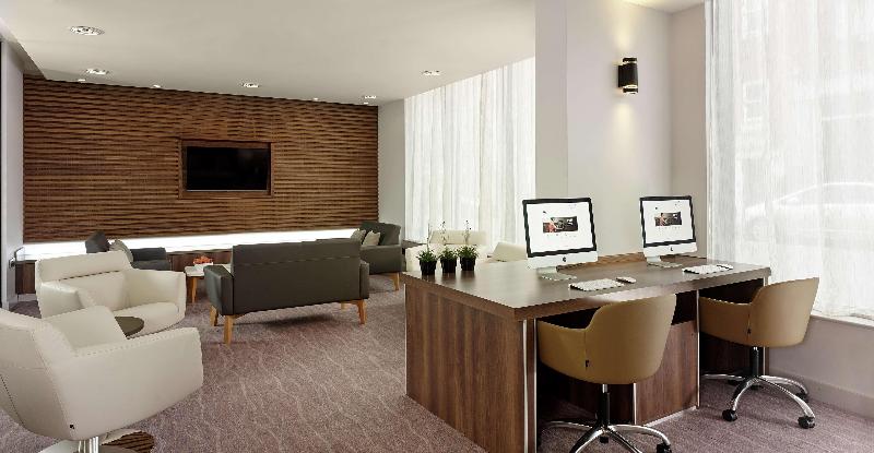 בית מלון כפרי Doubletree By Hilton London Angel Kings Cross