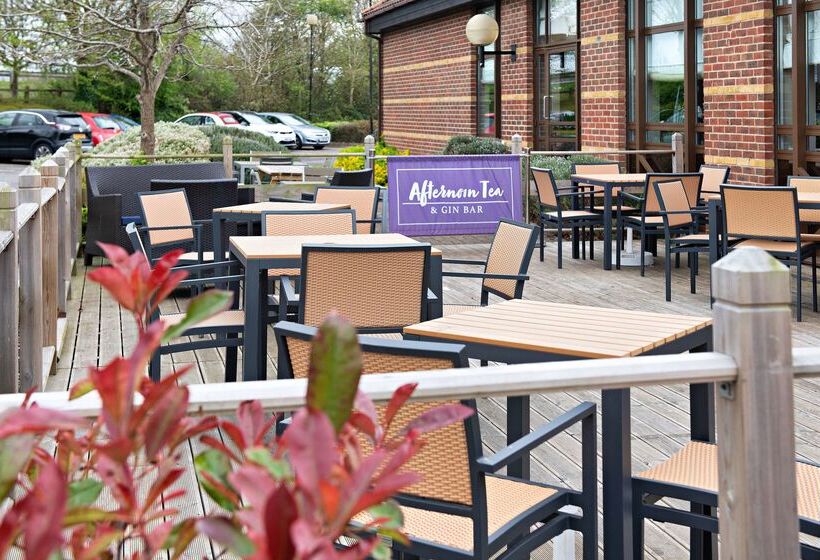 호텔 Doubletree By Hilton  Swindon