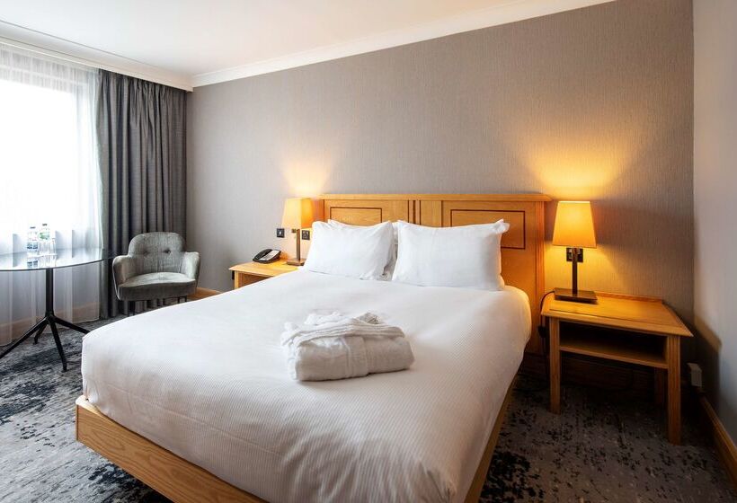 호텔 Doubletree By Hilton  Swindon