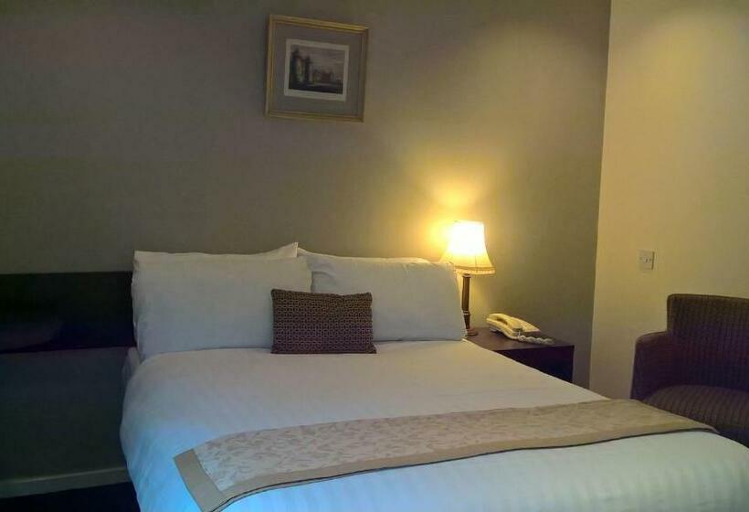 Highlander Hotel ‘a Bespoke Hotel’