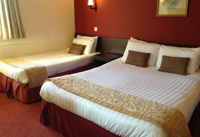 Highlander Hotel ‘a Bespoke Hotel’