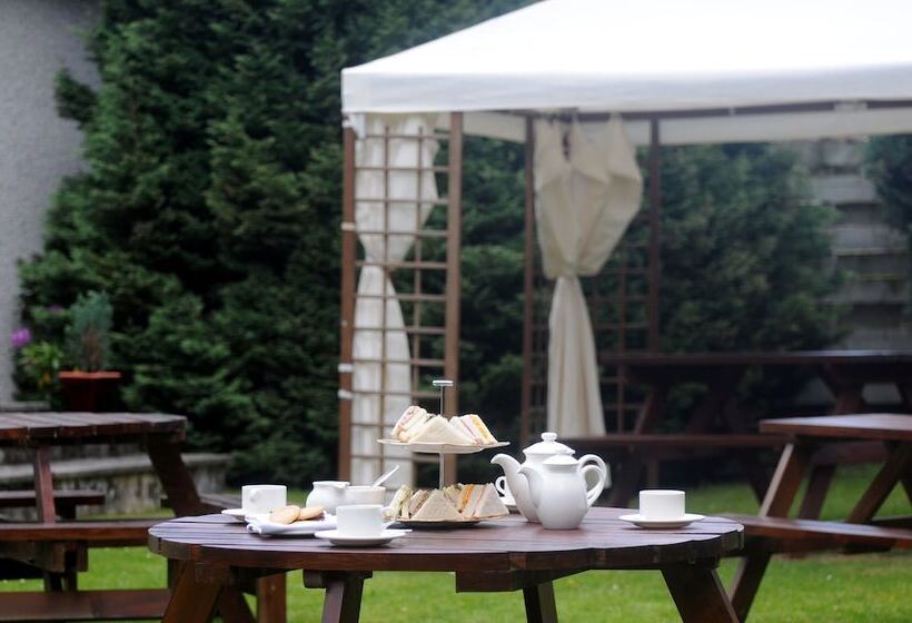 Highlander Hotel ‘a Bespoke Hotel’