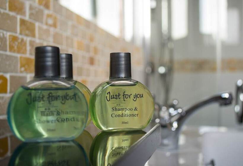 Highlander Hotel ‘a Bespoke Hotel’