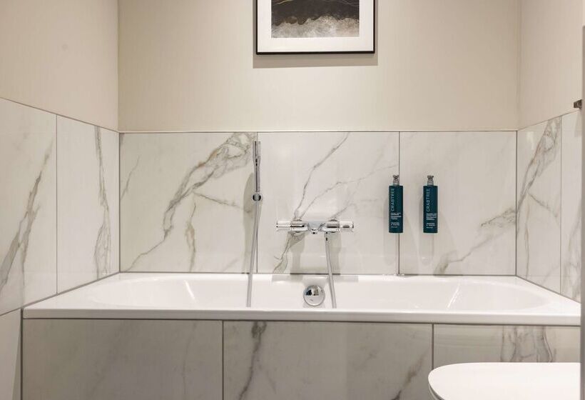 酒店 Hilton Cardiff