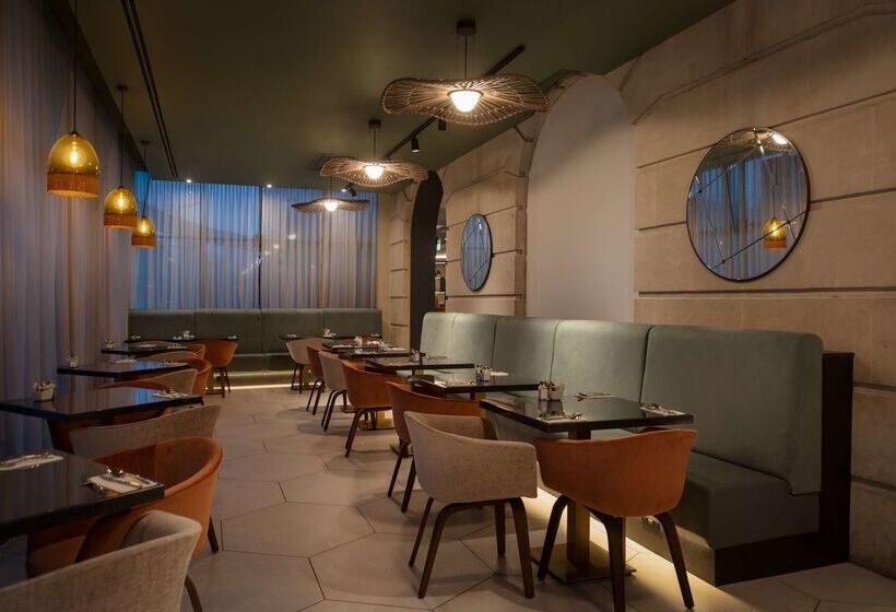 酒店 Hilton Cardiff