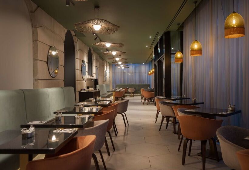 酒店 Hilton Cardiff