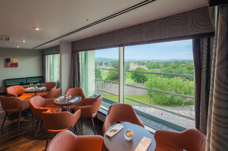 酒店 Hilton Cardiff