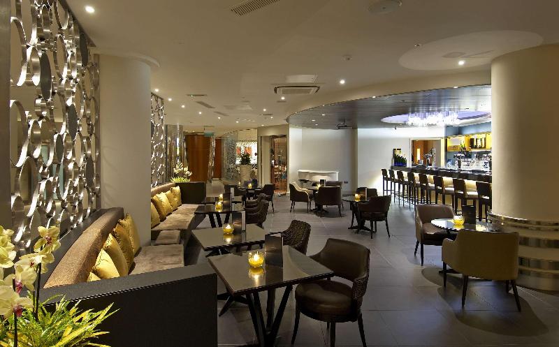 酒店 Hilton Cardiff