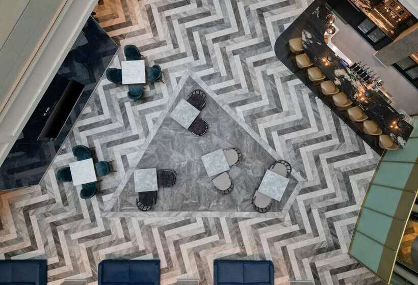 酒店 Hilton Cardiff