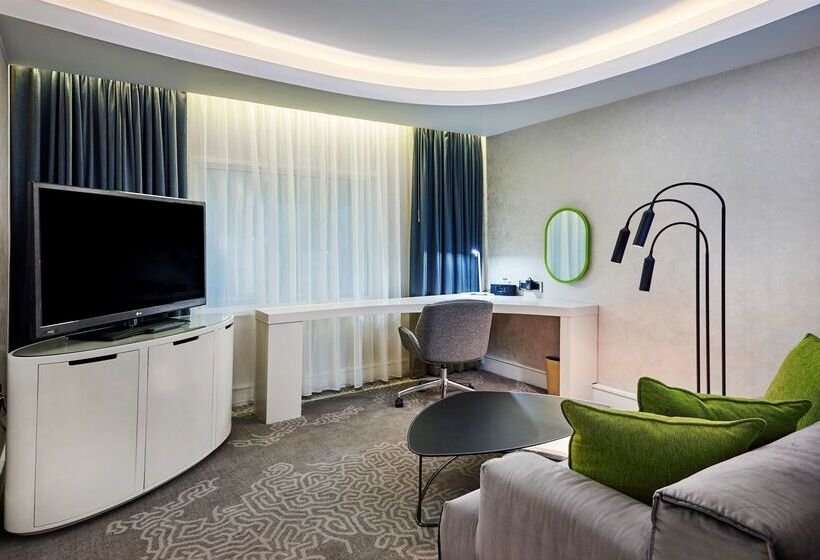 호텔 Hilton London Heathrow Airport