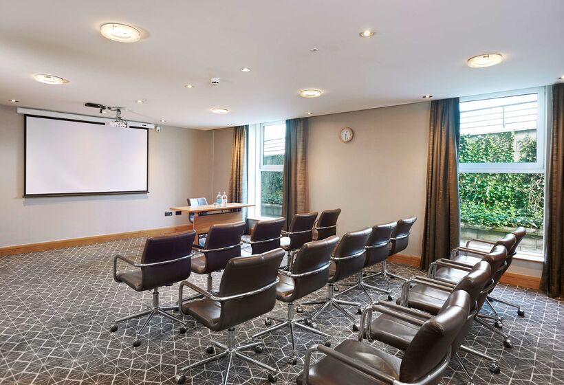 酒店 Hilton London Croydon