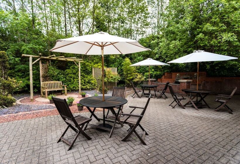 ホテル Holiday Inn A55 Chester West, An Ihg