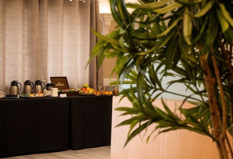 ホテル Holiday Inn A55 Chester West, An Ihg