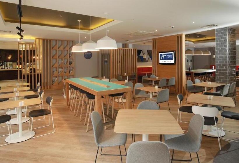 ホテル Holiday Inn Express Belfast City, An Ihg